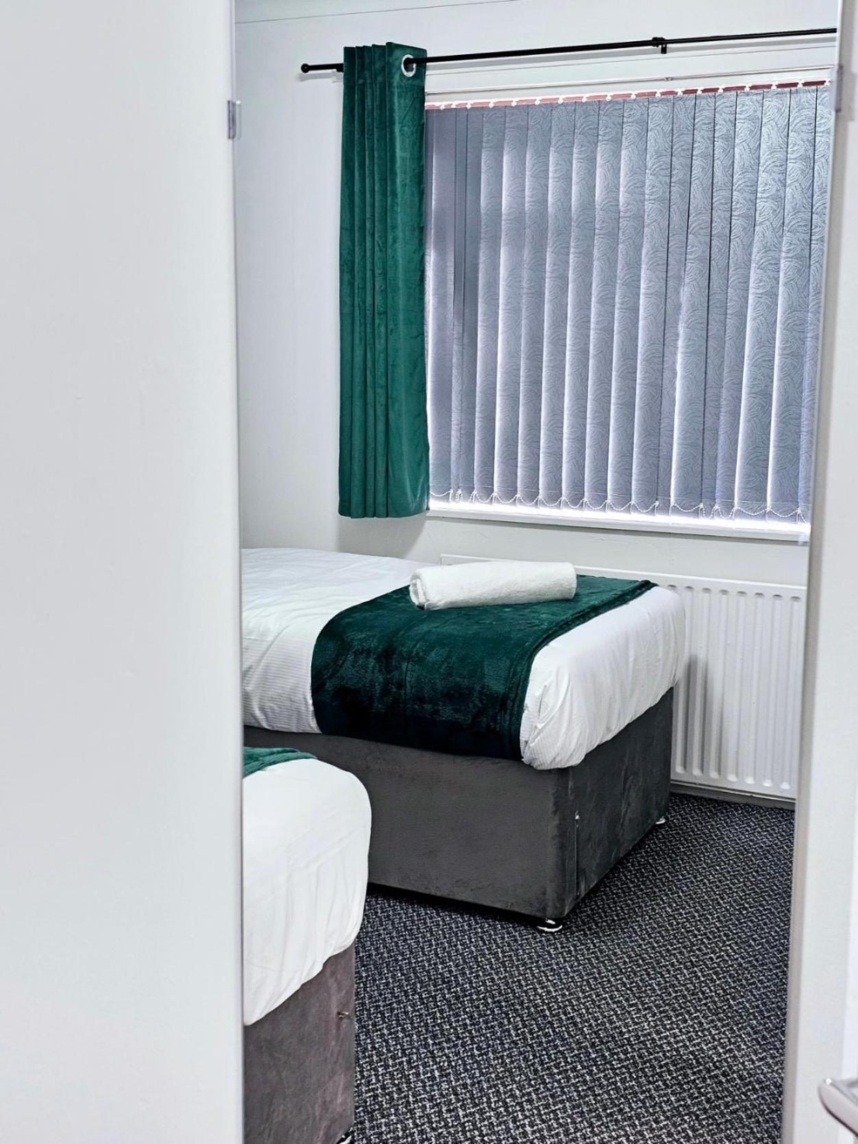Lushstay Telford - Families, Contractors & Group Of Friends, Long Term Stay Luaran gambar