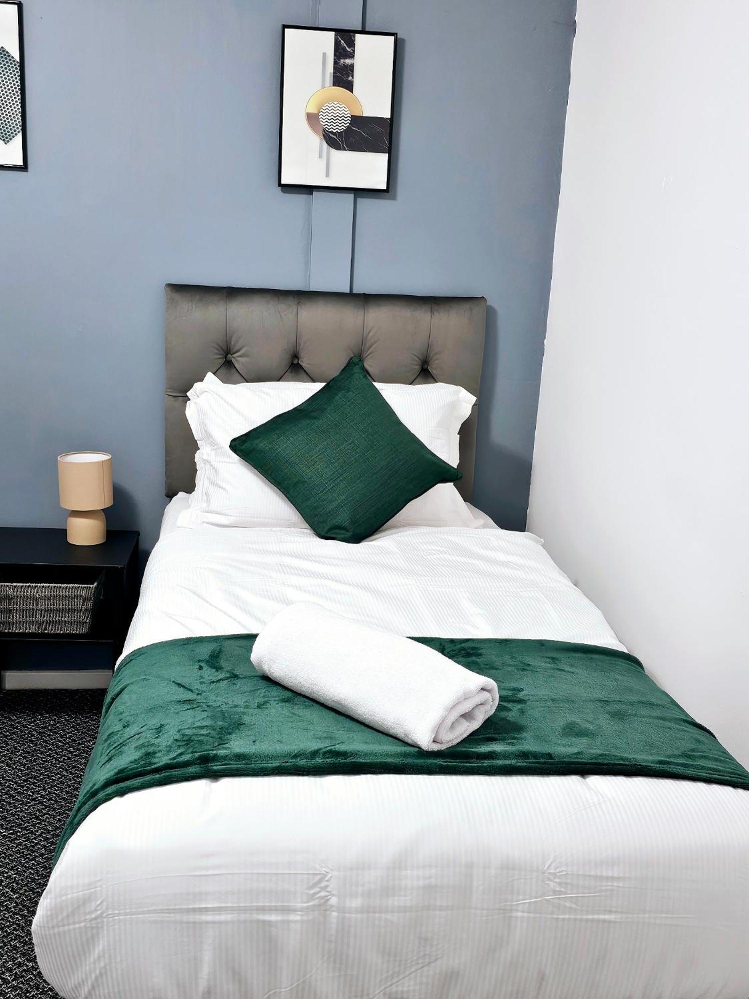 Lushstay Telford - Families, Contractors & Group Of Friends, Long Term Stay Luaran gambar